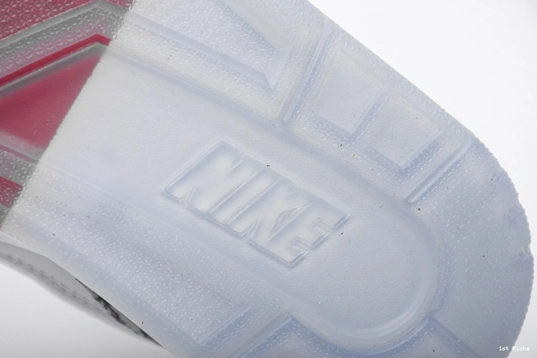 Free Line 3 Cement Retro Jordan  Throw 923096-101 White 1112